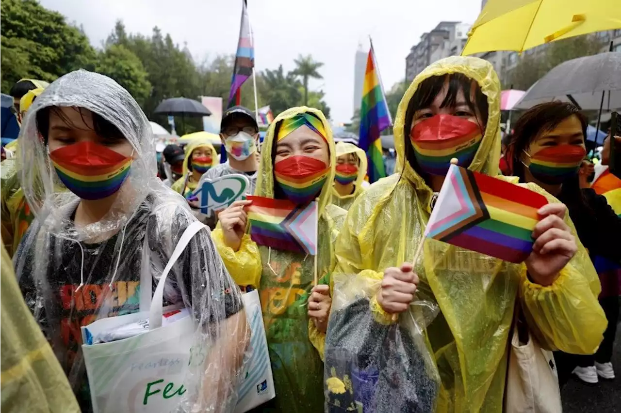 Taiwan expands adoption rights for same-sex couples | The Malaysian Insight