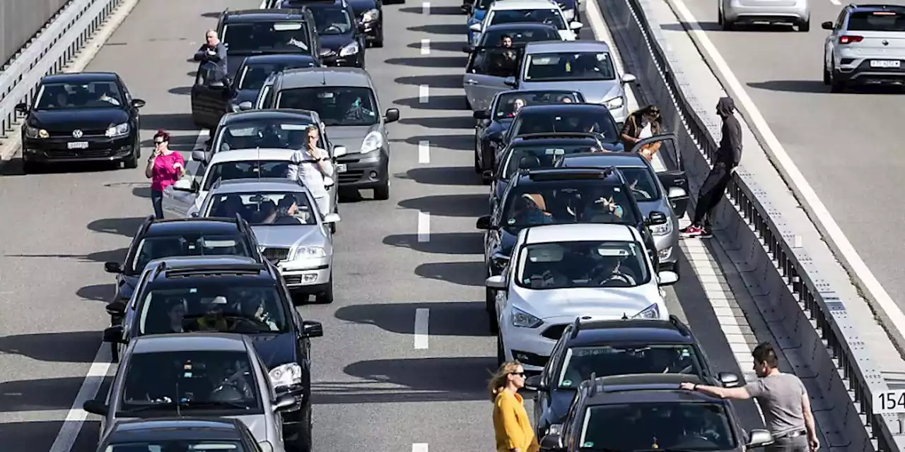 Gotthard: Der Auffahrts-Stau geht schon am Mittwoch los