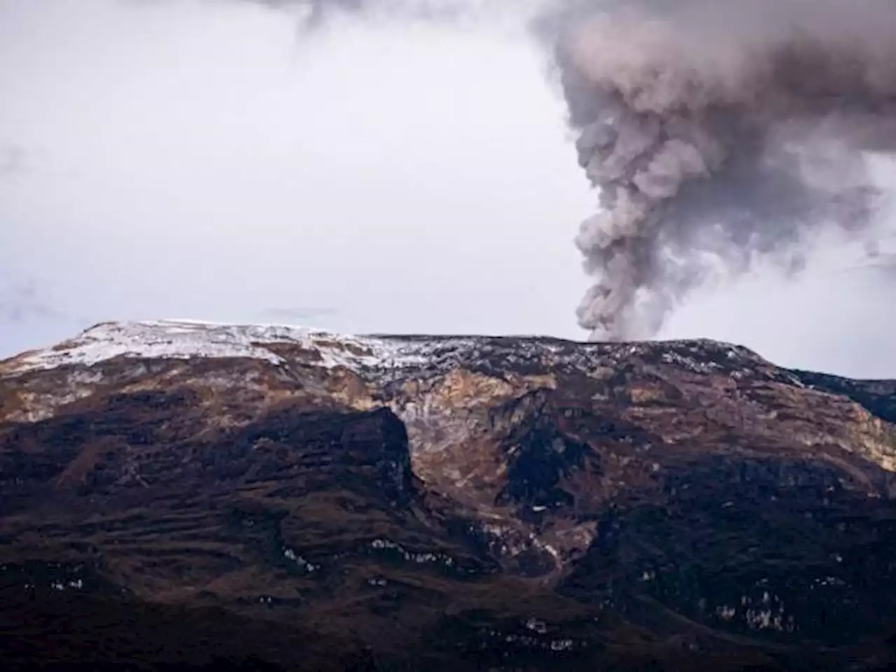 Nevado del Ruiz registró aumento 'importante' en actividad sísmica