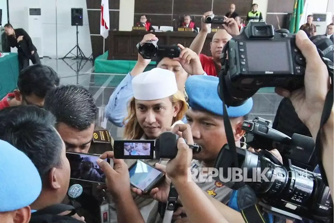 Habib Bahar bin Smith: Mau Main-Main, Saya Ajari Bagaimana Cara Mainnya |Republika Online