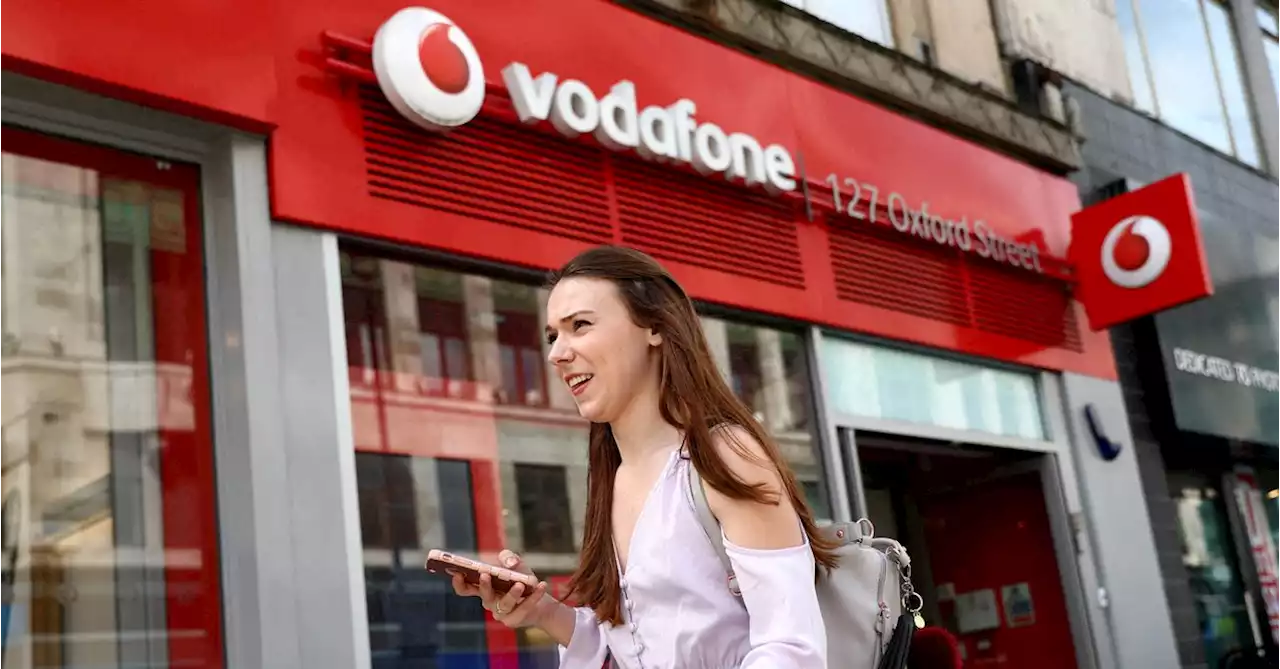 Vodafone's new boss to cut 11,000 jobs as cash flow to fall