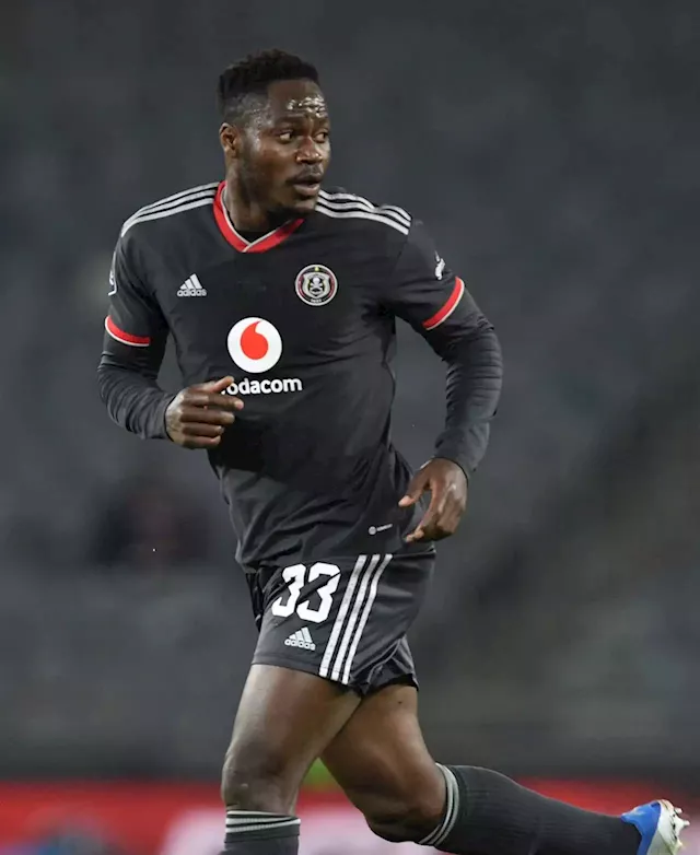 WATCH  Riveiro responds to Orlando Pirates fans booing striker Eva Nga