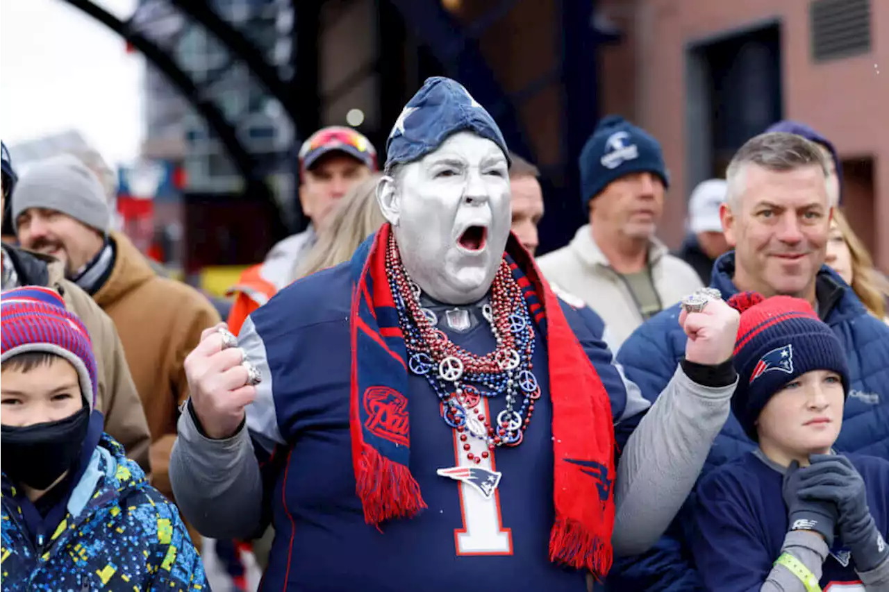 Patriots have NFL's priciest 2023-24 ticket thus far; Buccaneers' prices plunge