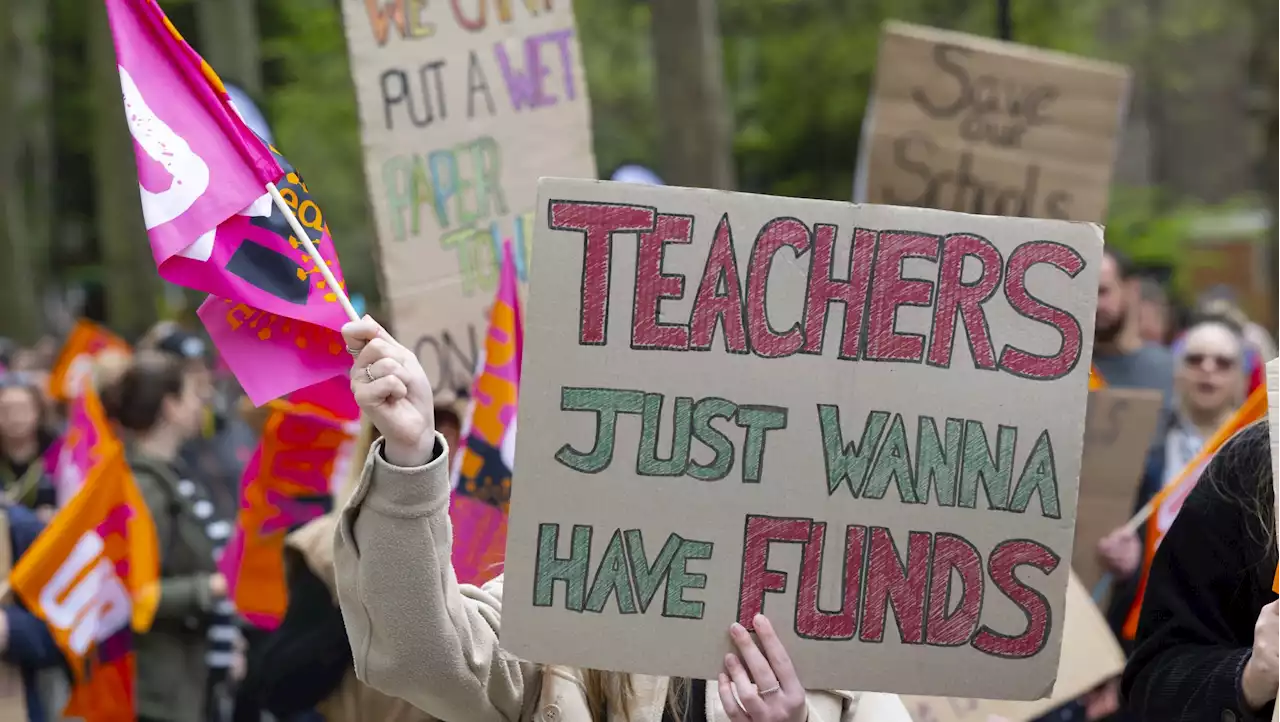 Teachers' strikes may have been averted if Government explained pay offer better, says minister