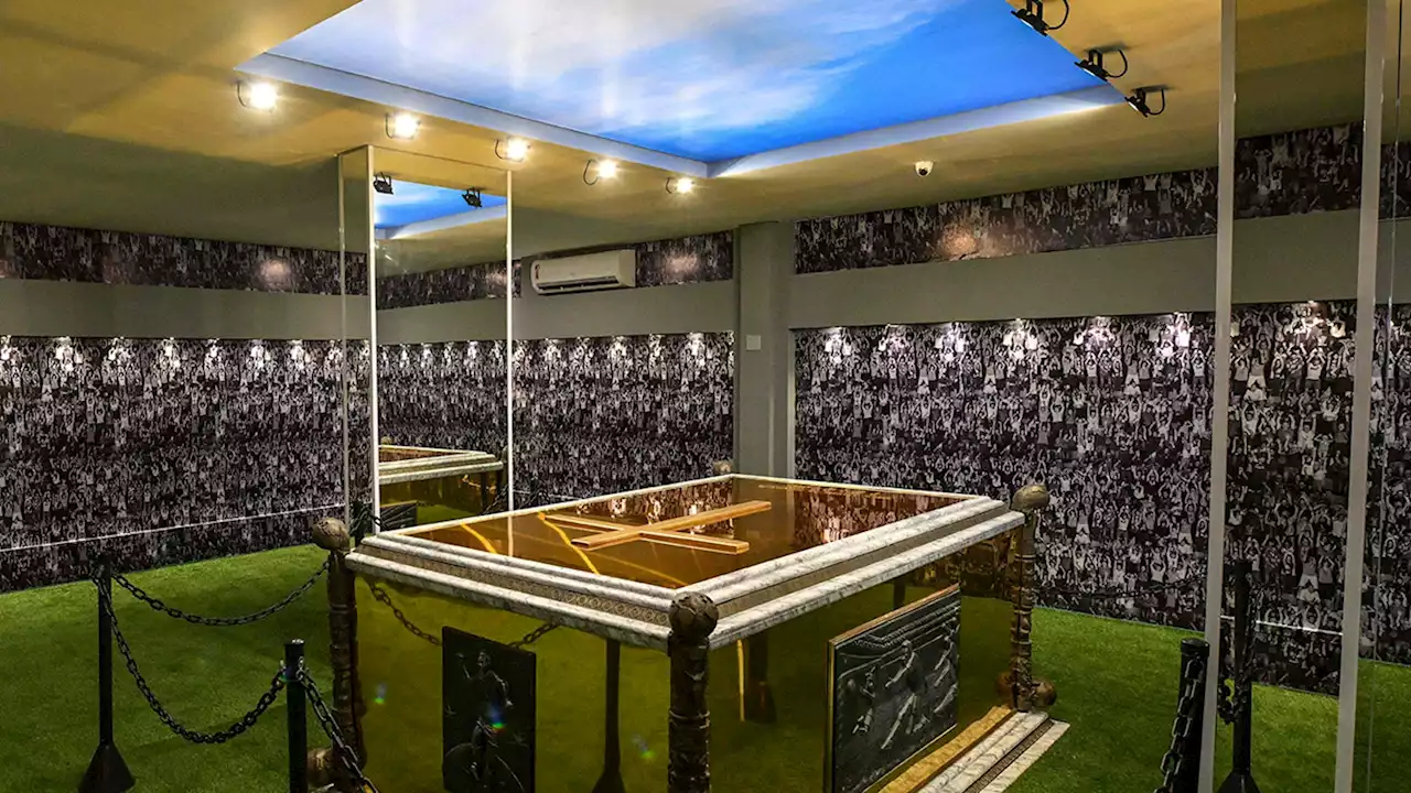 Pelé's Massive Tomb Opens To Public In Brazil, Features Turf & Life-Size Statues