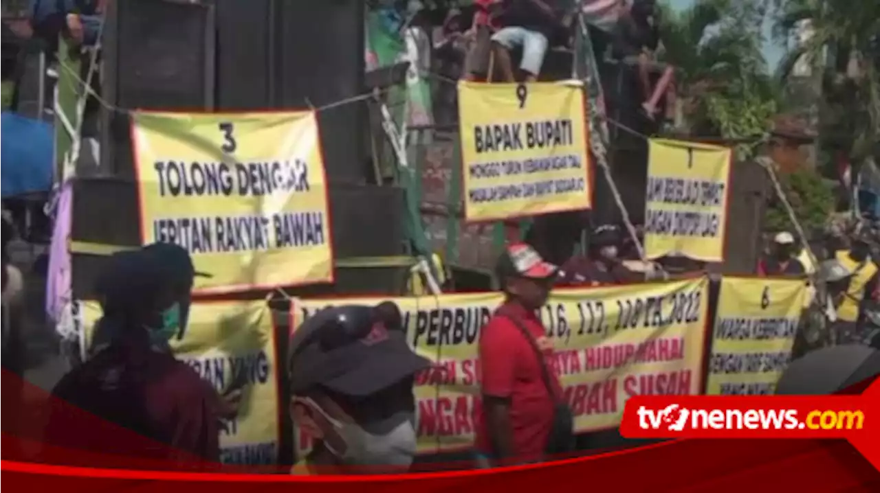 Tolak Kenaikan Biaya Pengelolaan Sampah, Ratusan Tukang Sampah Demo di Pendopo Kabupaten Sidoarjo