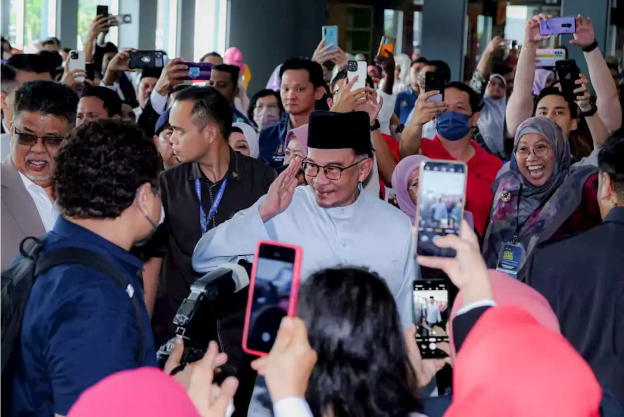 Fast track dalam urusan sekolah daif - PM