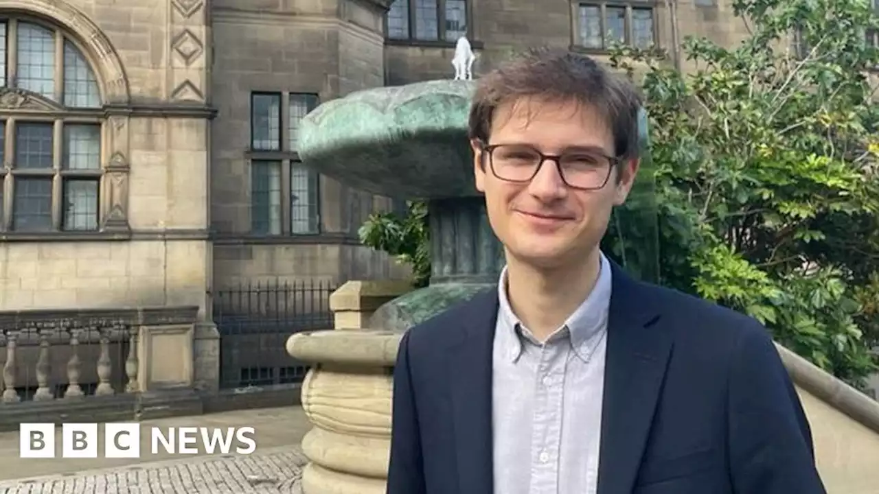 Sheffield City Council: Labour's Tom Hunt elected as new leader