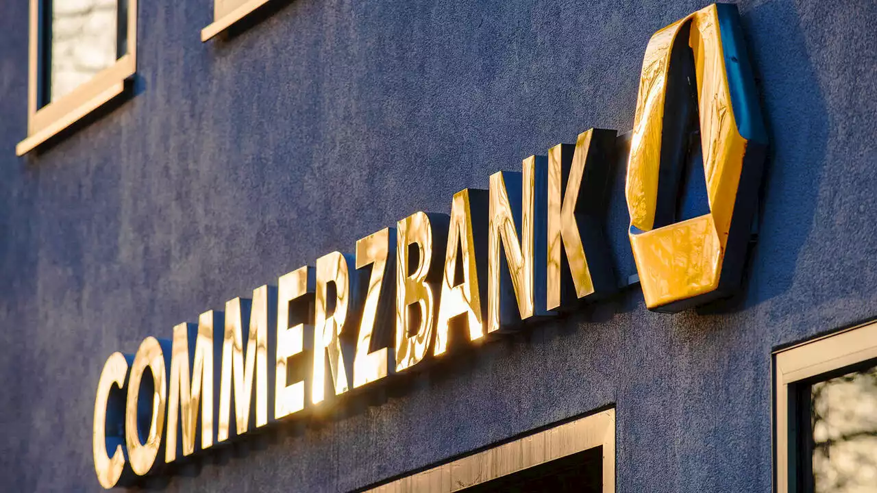 Commerzbank Quartalszahlen: Aktie zwischen Bankenbeben und Outperformance