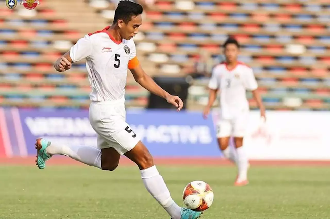 VIDEO - Bukti Bahwa Rizky Ridho Layak Jadi Kapten Timnas U-22 Indonesia, Dihantam Ofisial Thailand Tetap Santai - Bolasport.com