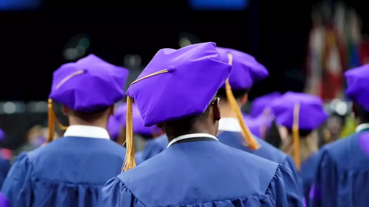 Student loan payment pause will end this year, education secretary confirms | CNN Politics