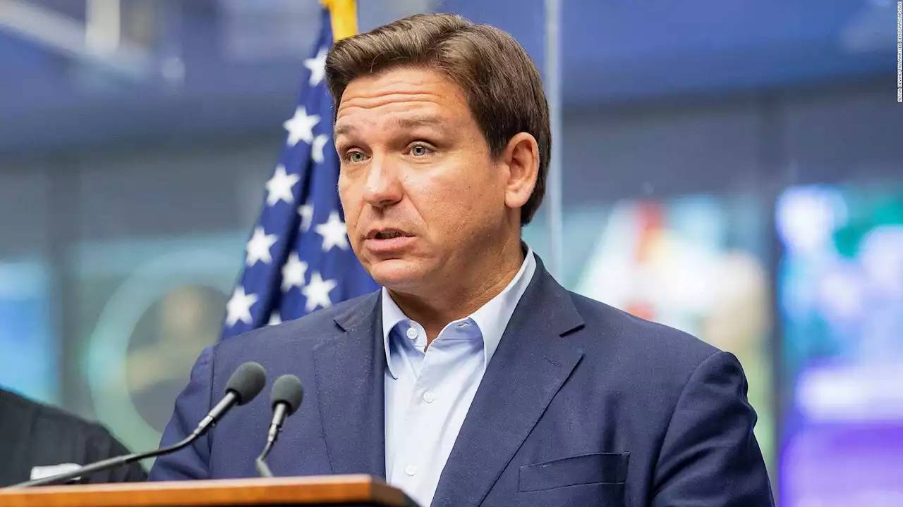 Florida contrata a 3 empresas privadas para programa de DeSantis que busca reubicar migrantes