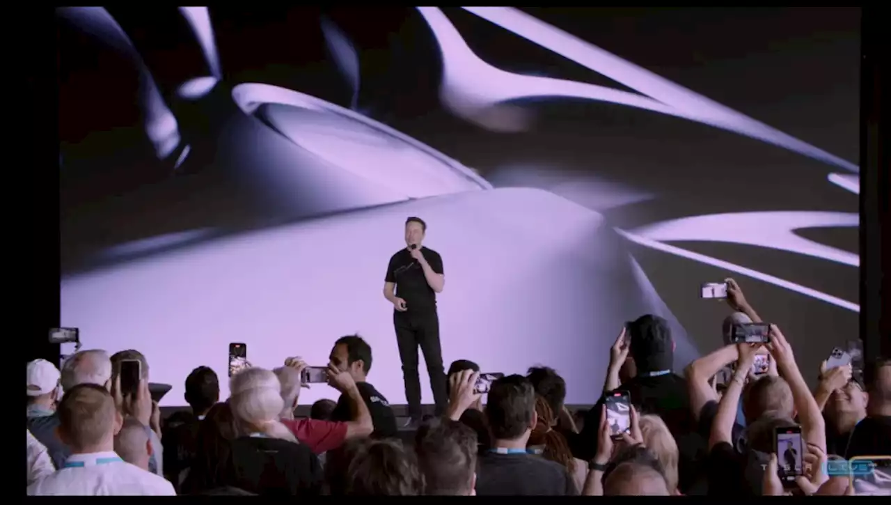 Elon Musk Welcomes Linda Yaccarino To Twitter, Calls Platform “Stable” After “Major Open Heart Surgery”; Talks Robots & AI At Tesla Annual Meeting