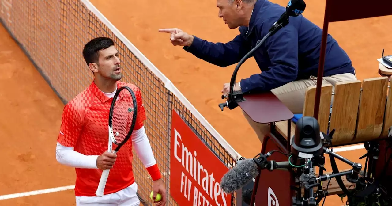 Arde Djokovic en Roma: pica con Rune, polémica con el umpire y eliminación