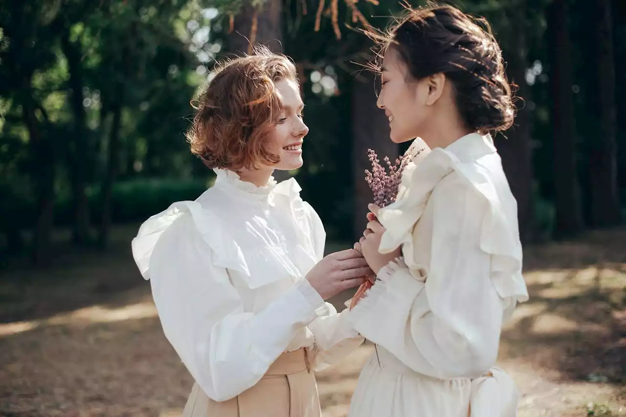 Ruffle Blouses That Add A Touch Of Romance 2023 / 2024 » Fashion Allure