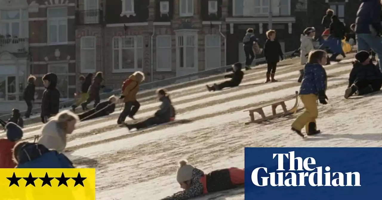 Occupied City review – Steve McQueen’s moving meditation on wartime Amsterdam