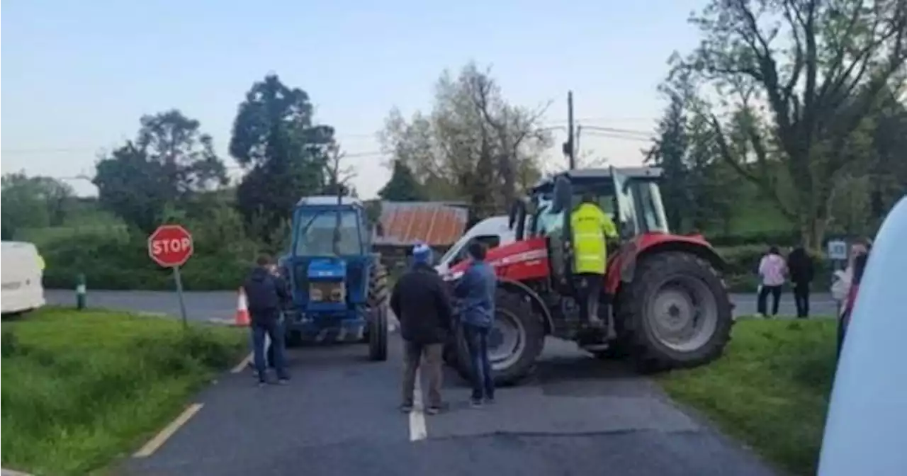 Clare community criticised after protests see asylum seekers leave | JOE.ie