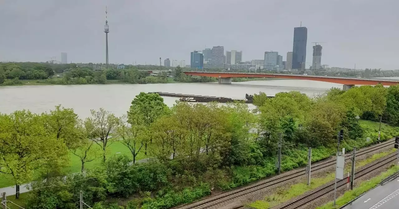 Boot nach Crash mit Brücke wieder „eingefangen“