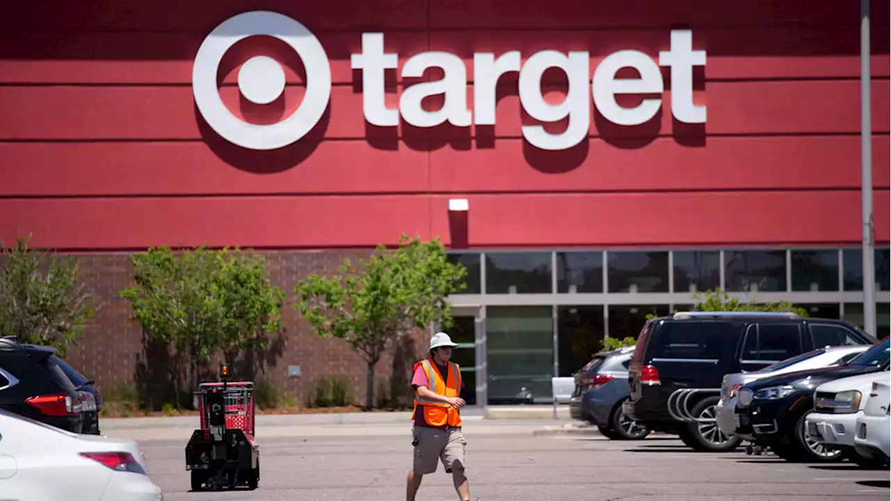 Target wrestles with pullback in spending, theft that may cost retailer more than $1B