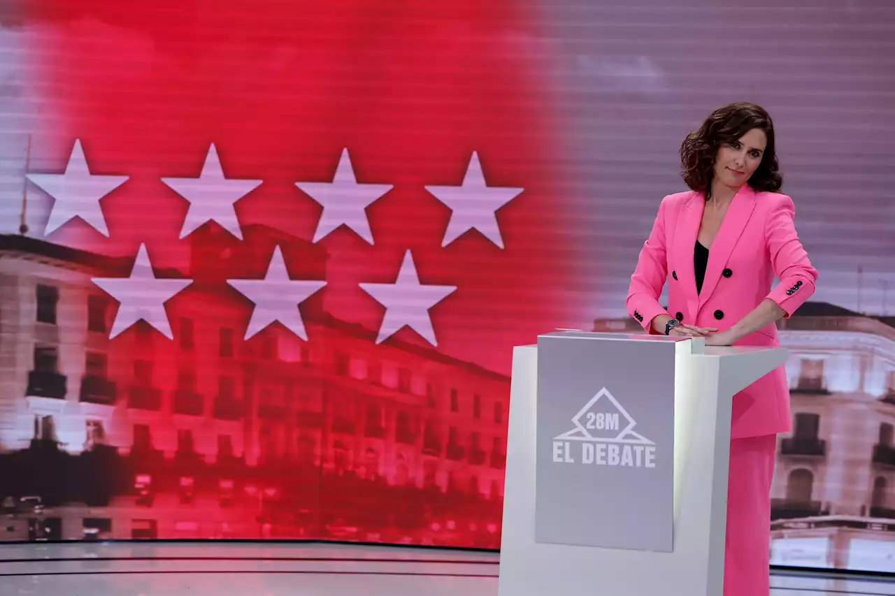 Ayuso pierde brillo en un debate sin Sánchez