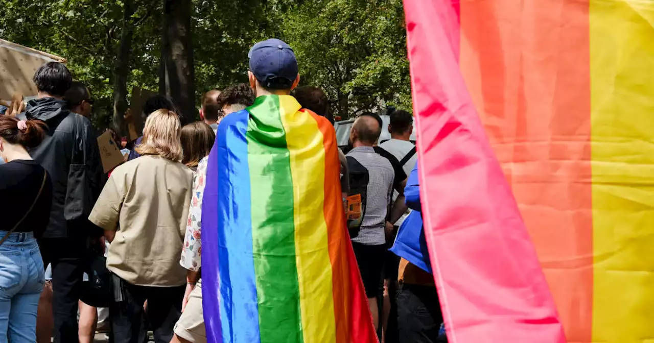 Les actes anti-LGBT+ ont augmenté de 3 % en 2022, selon le ministère de l’Intérieur