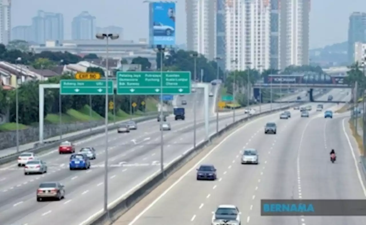 Contra lanes on Shah Alam Expressway on May 18 & 21