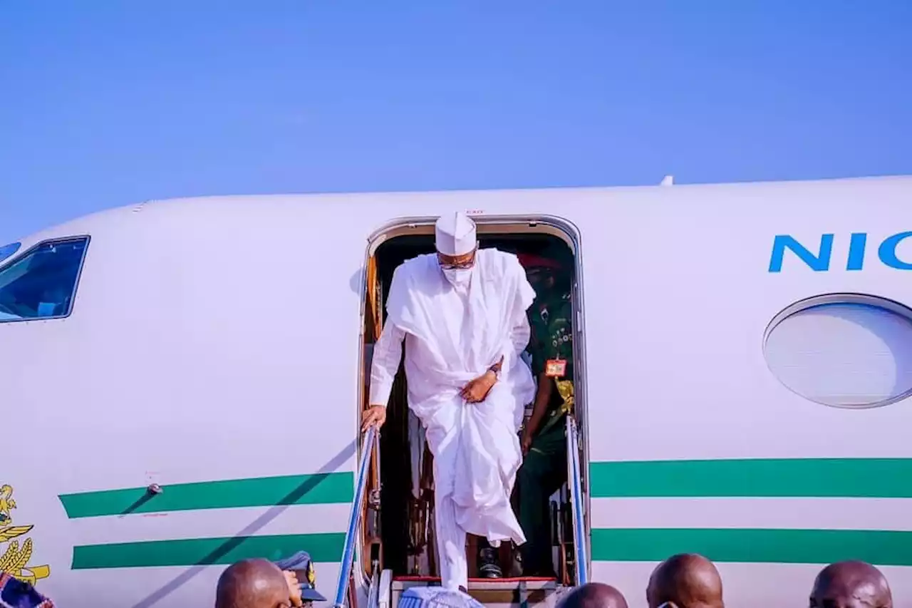 Buhari arrives Abuja from London