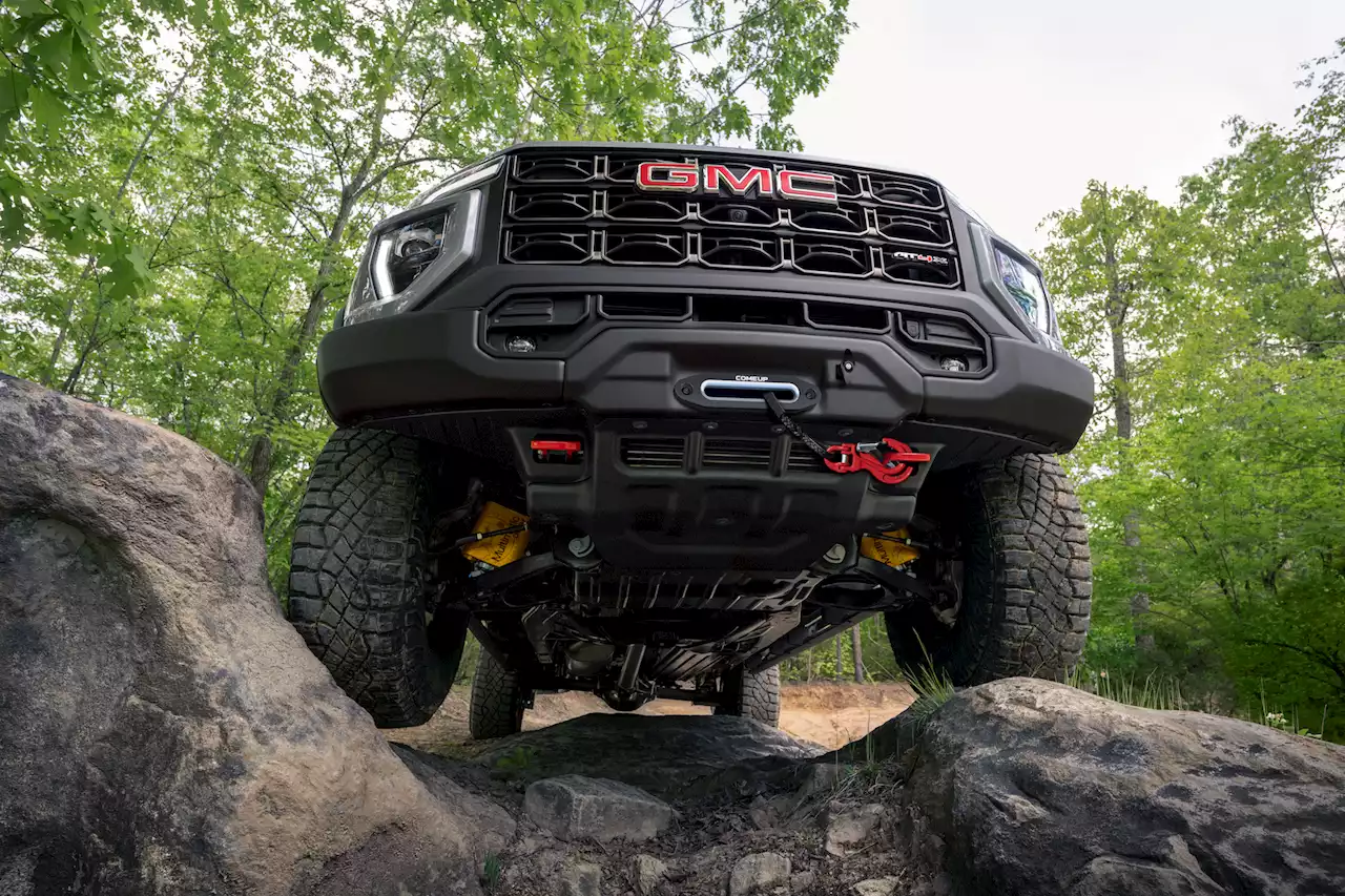 2024 GMC Canyon AT4X AEV off-roader debuts July 6