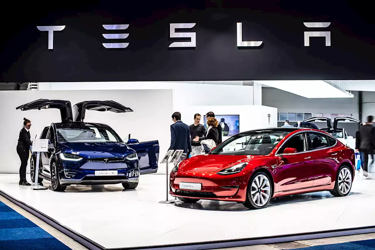 Tesla changes tune on advertising