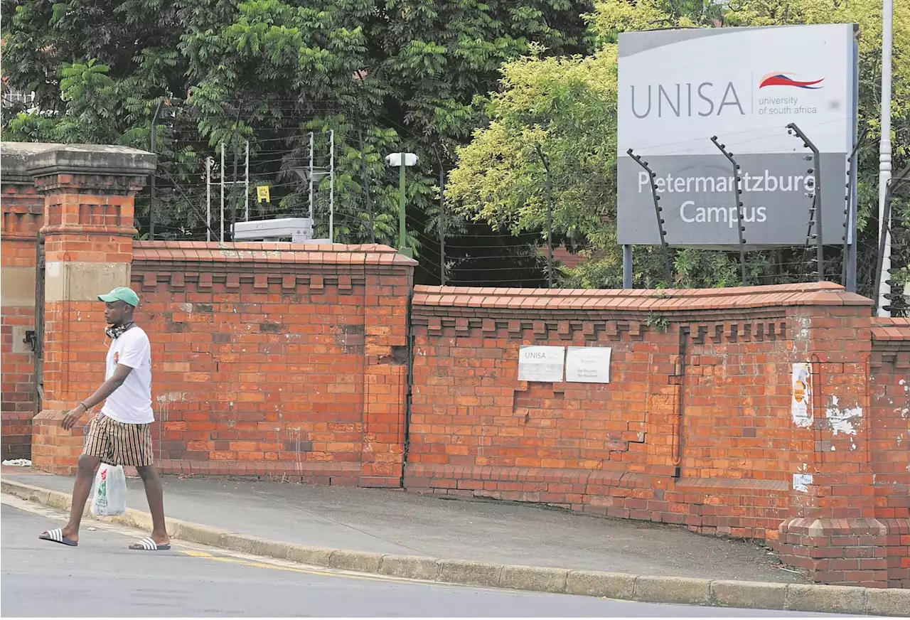 Failing leadership: Scathing Unisa report recommends council, management be 'relieved of their duties' | News24