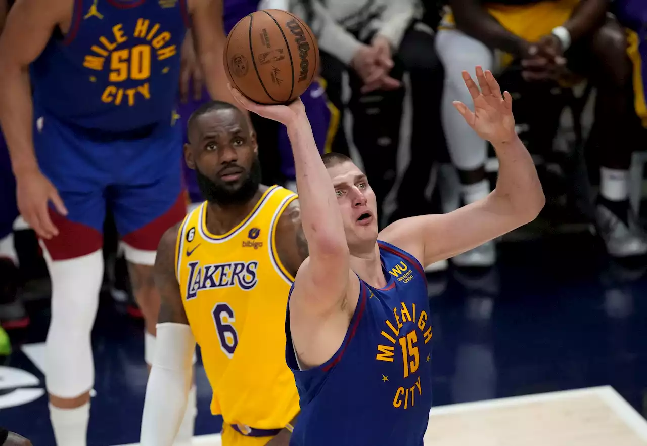 Nuggets clip Lakers in Game 1 thanks to Nikola Jokic’s triple-double