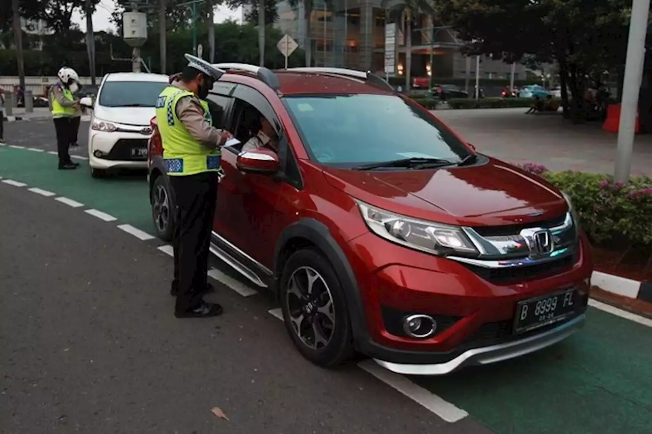 Tilang Manual Kembali Berlaku, 12 Pelanggaran Jadi Incaran