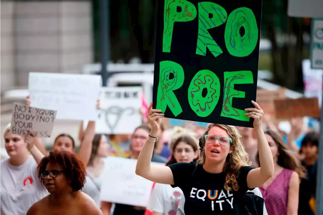 North Carolina Overrides Governor's Veto, Bans Abortion After 12 Weeks