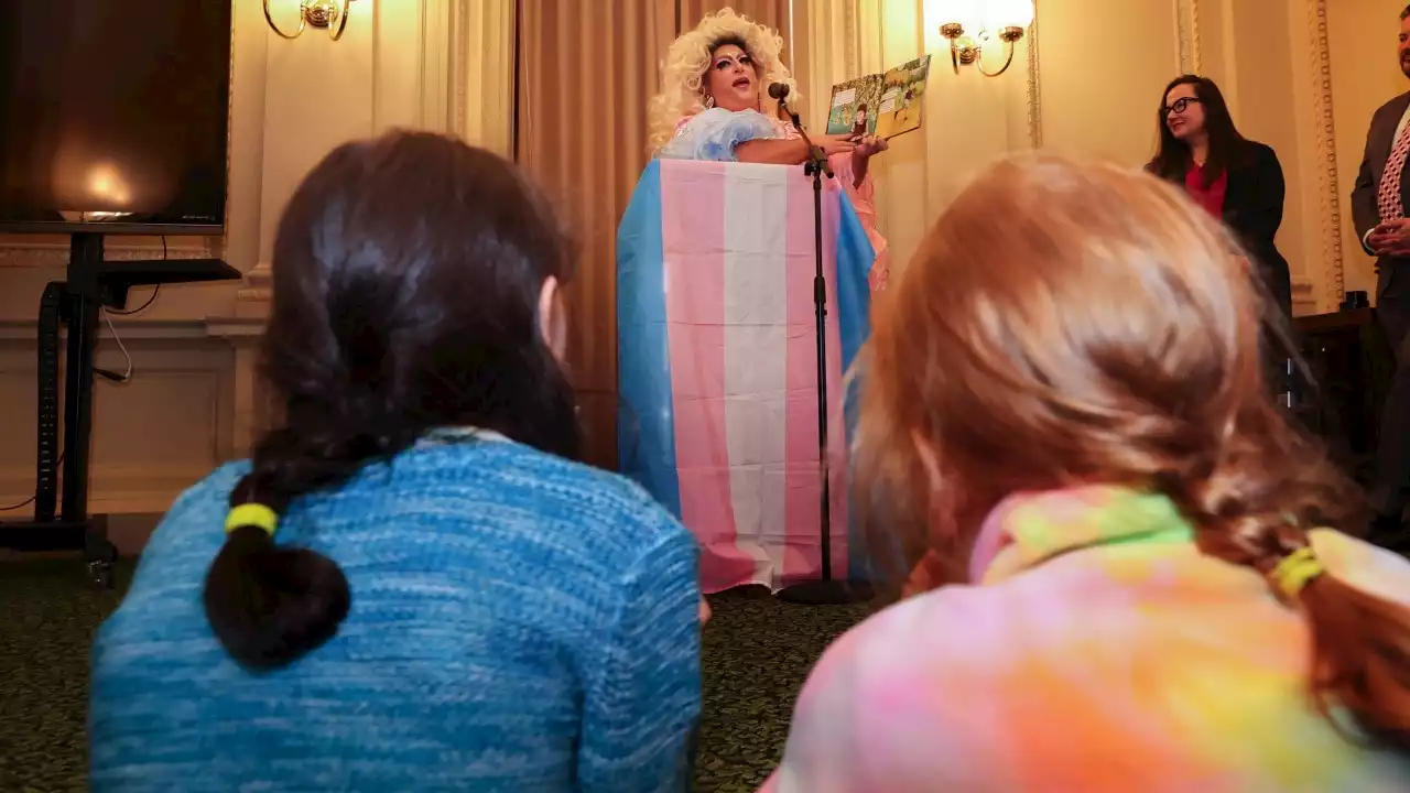 Andrews hosts cancelled drag performers at state parliament