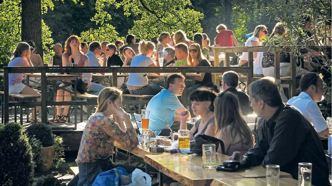 Himmelfahrt in Berlin-Mitte: Sind Sie auch schon in Feiertagslaune?