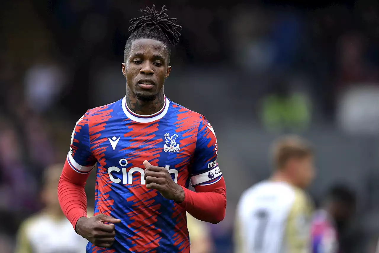 Wilfried Zaha considers staying at Crystal Palace as bumper new deal offered