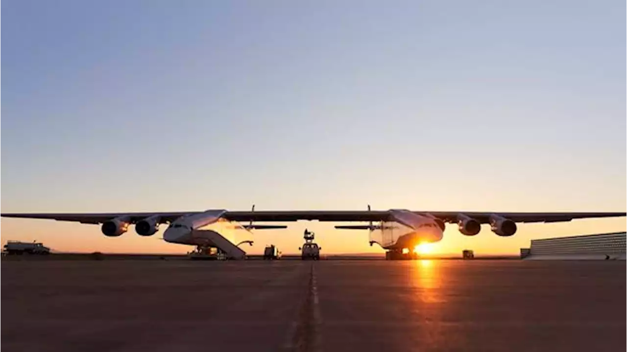 Stratolaunch tests mid-air release of hypersonic vehicle