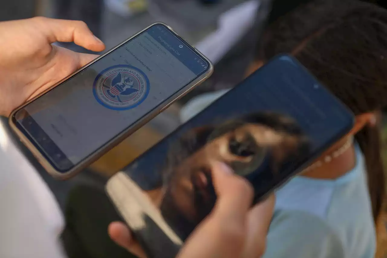 Migrants Struggle to Make Asylum Appointments Through U.S. Government App