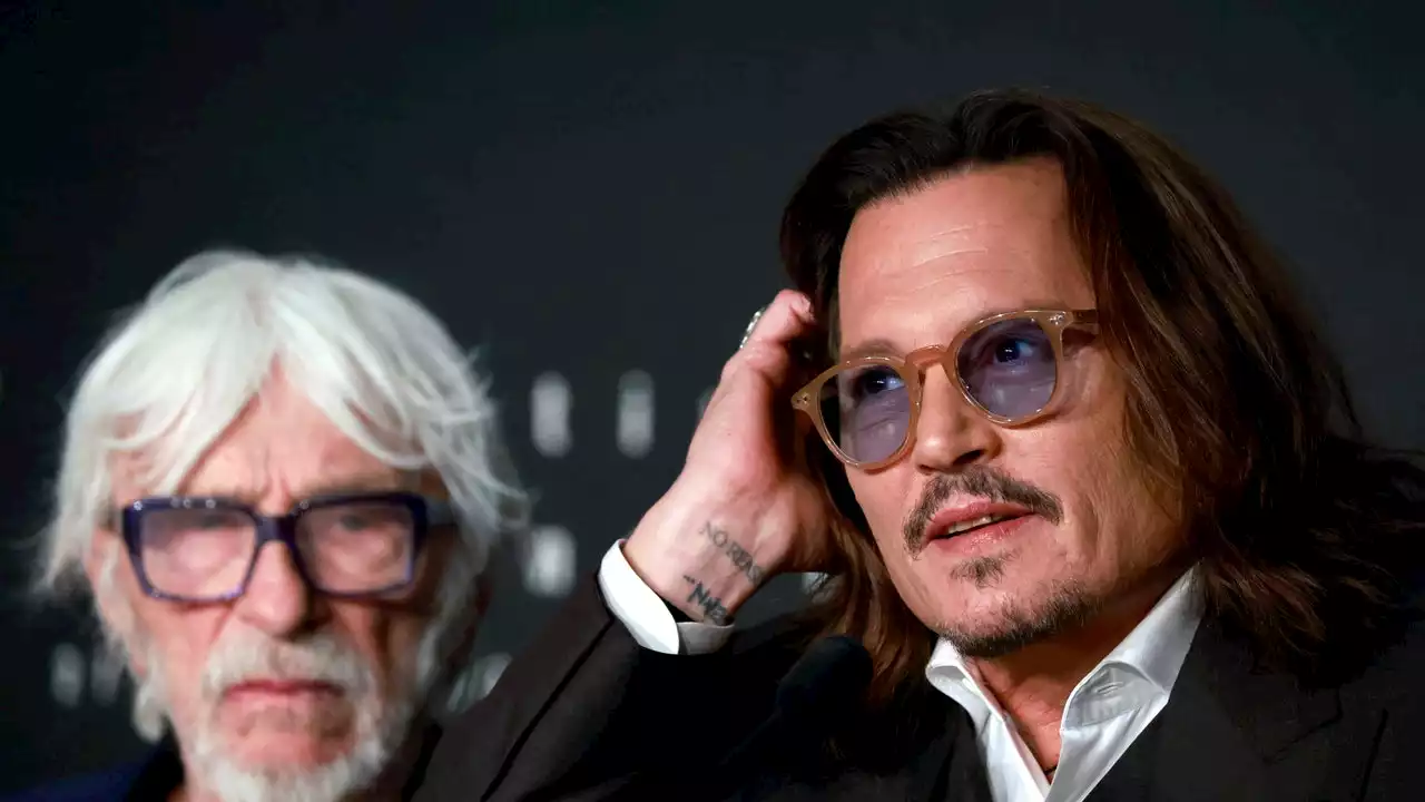 Johnny Depp Claims Hollywood Can’t “Boycott” Him Because He‘s Not Thinking About Them Anyway