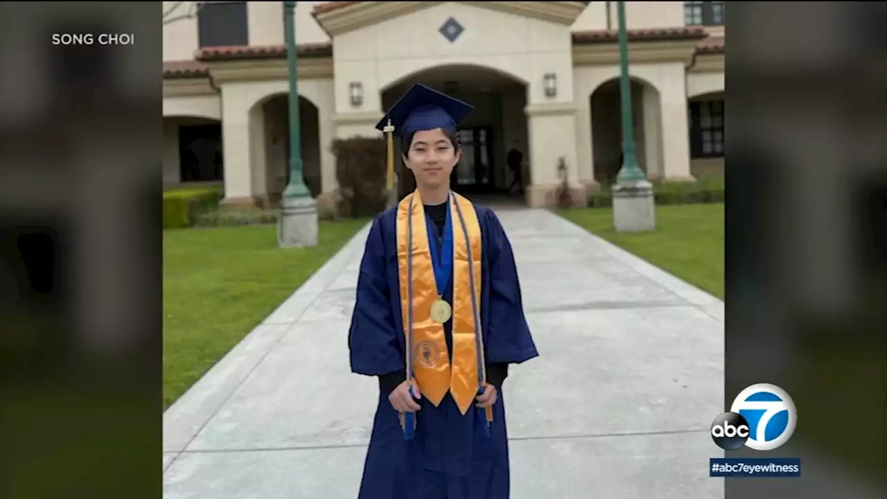 Twelve-year-old breaks record as youngest graduate at Fullerton College, receives 5 degrees