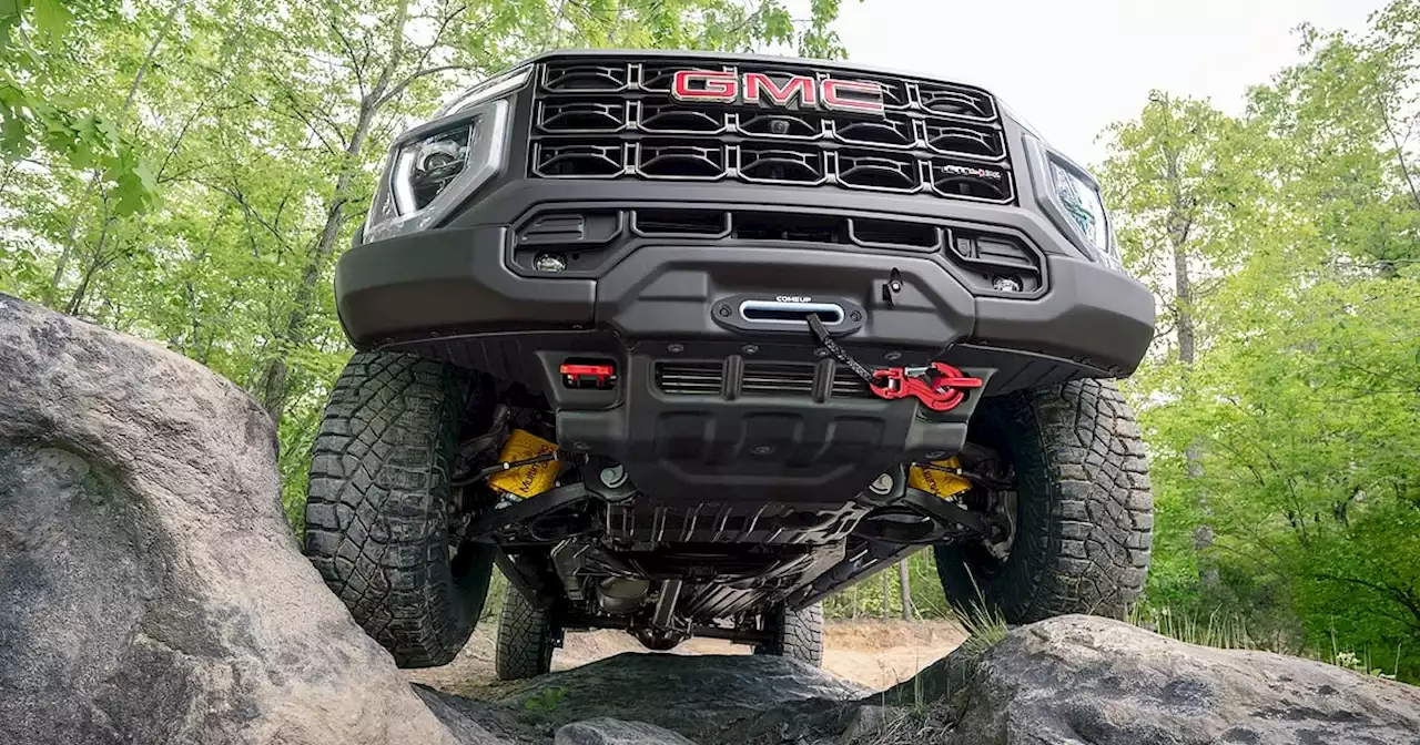 GMC to reveal 2024 Canyon AT4X AEV in July