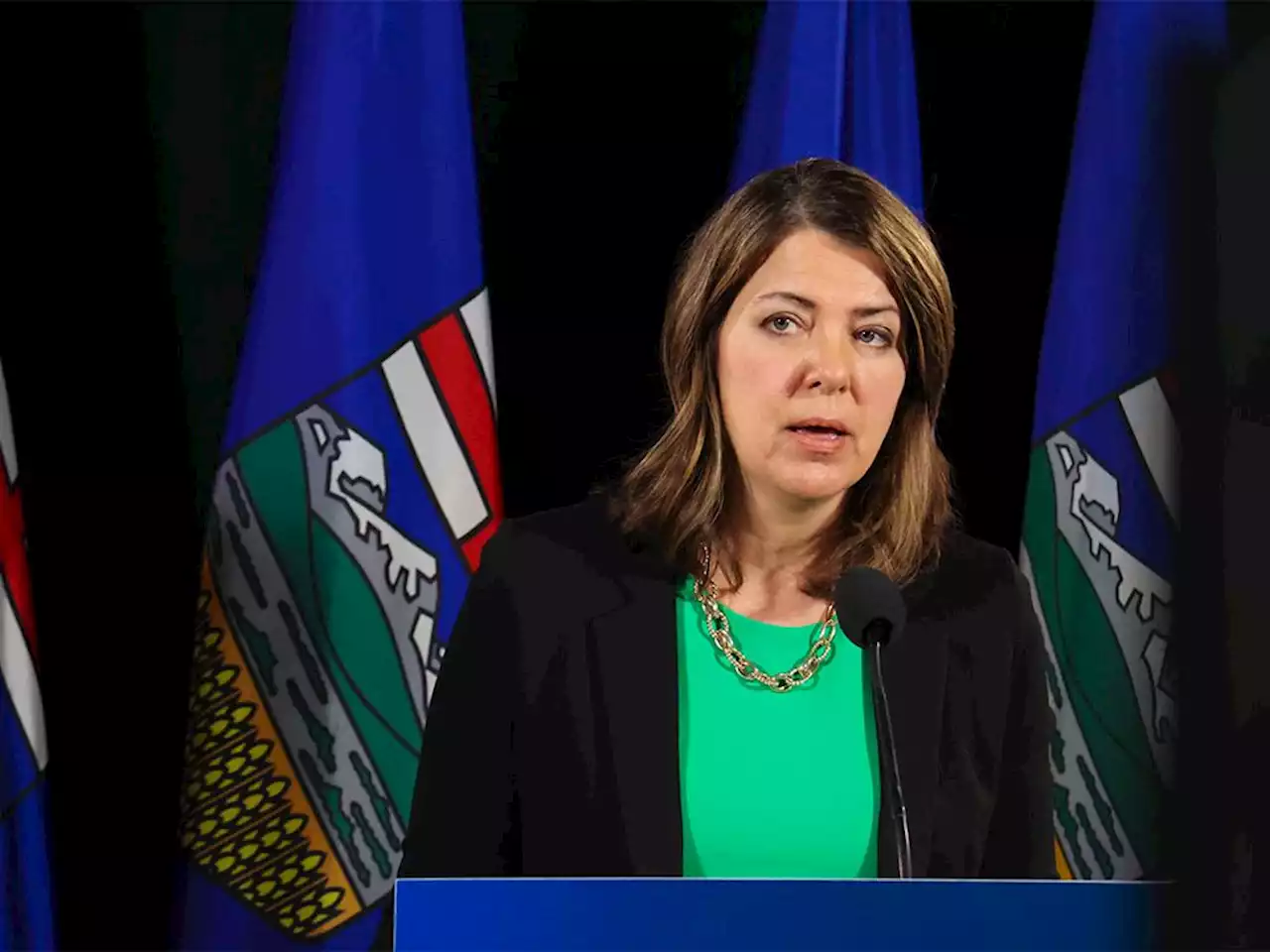 Braid: Danielle Smith needs to tell the poop-cookie candidate she won't be in UCP caucus