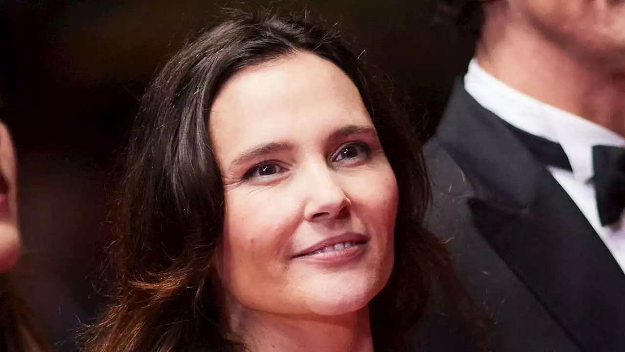 Cannes 2023 : la discrète Virginie Ledoyen réapparaît époustouflante en look sirène et abandonne le ...