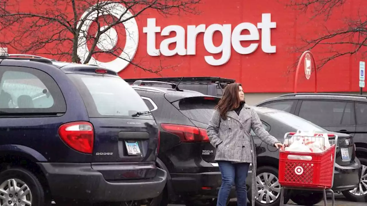 Target flashes a recession warning: Shoppers are buying fewer clothes and more necessities | CNN Business