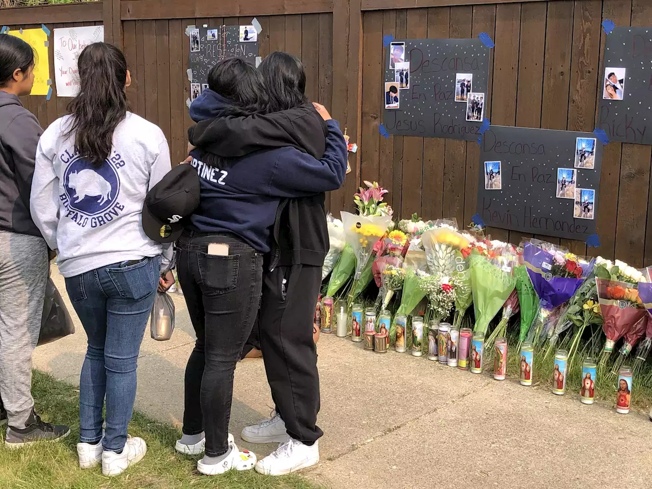 Public mourning continues for four Buffalo Grove High students killed in crash