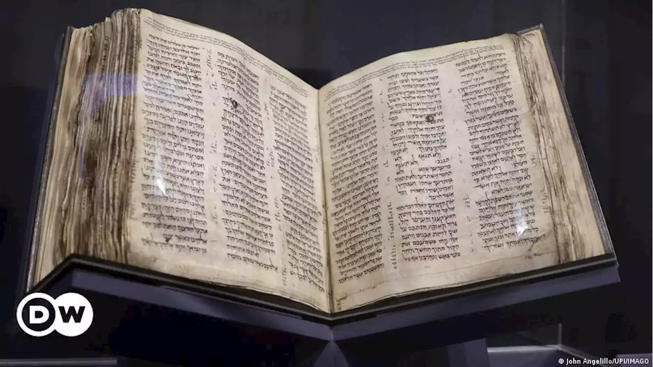 Alte hebräische Bibel für 38 Millionen Dollar versteigert | DW | 17.05.2023