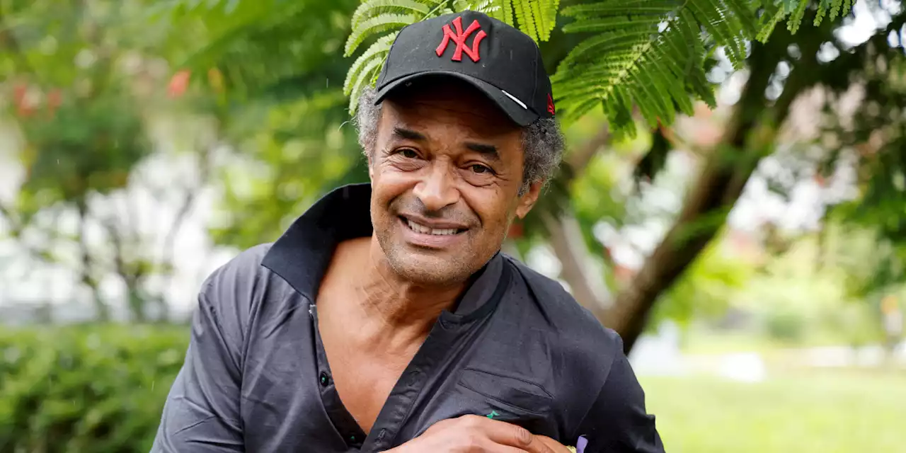 INEDIT - Yannick Noah raconte ses tout premiers coups de raquette dans sa chambre à Yaoundé