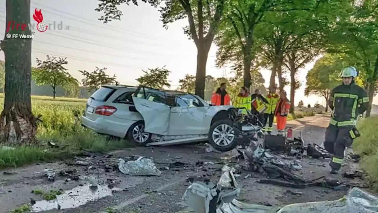 D: Pkw mit großer Wucht gegen Baum → ein Toter eingeklemmt, Suchkette für Vermisstensuche