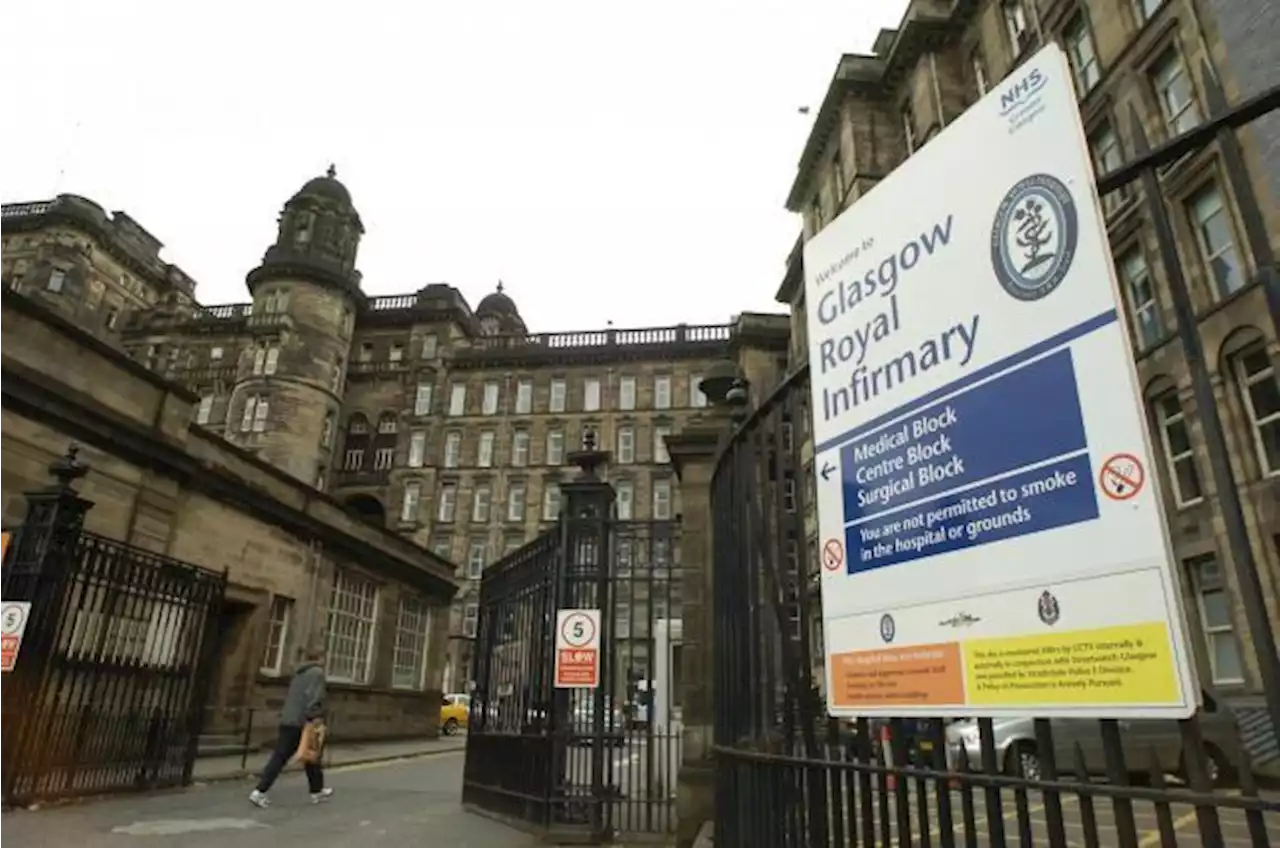 Police called to reports of 'gun alert' at Glasgow hospital