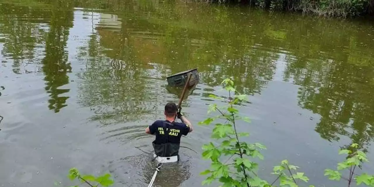 Tresor in Teich – Feuerwehr macht grausigen Fund